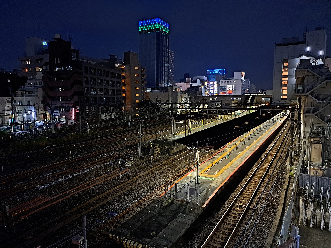 au Galaxy A53 5G SCG15 カメラレビュー 夜景
